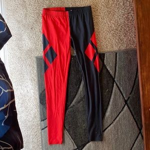 Harley Quinn leggings size M.